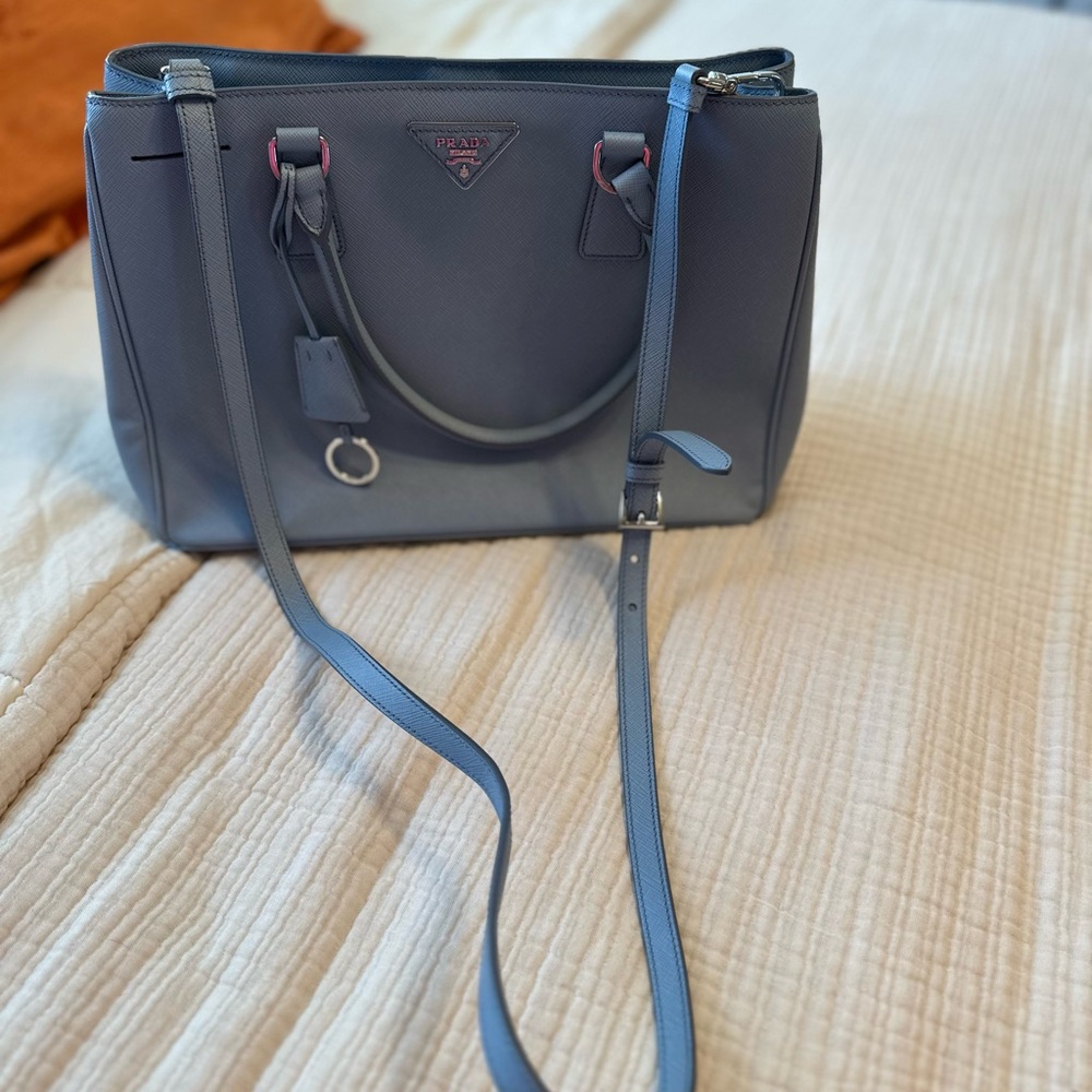 Medium Prada Galleria Saffiano Leather Bag